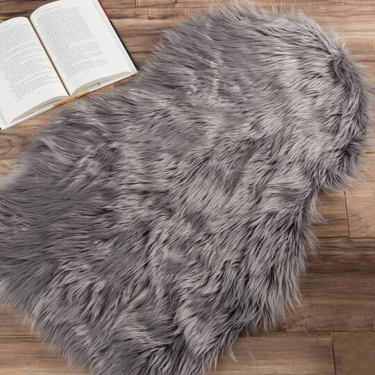 Hastings Home Faux Sheepskin Fur Rug, 2ft. X 3ft. Gray 6 Hastings Home Faux Sheepskin Fur Rug, 2ft. X 3ft. Gray - Image 4