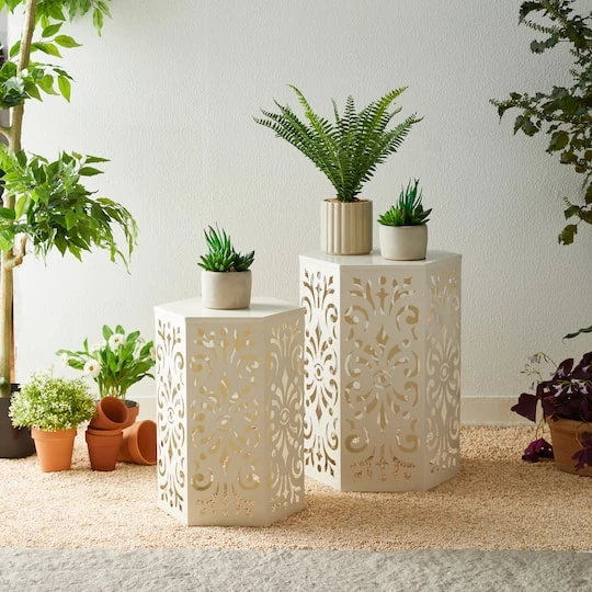 Glitzhome® White Floral Motif Hexagonal Garden Stool Set 6 Glitzhome® White Floral Motif Hexagonal Garden Stool Set - Image 4